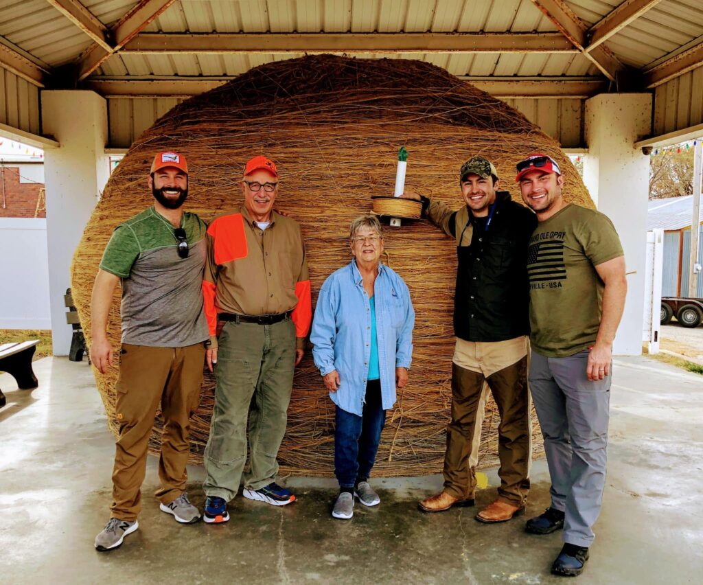 Four hunters with Linda at the Ball of Twine